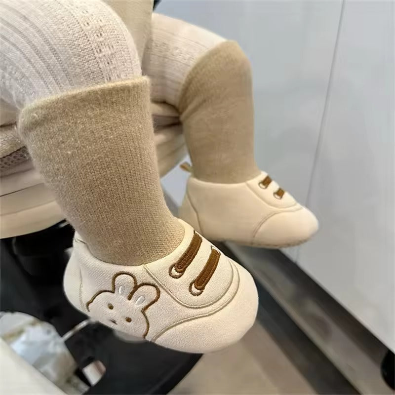 Newborn Baby Girl Boy Prewalker Flats Shoes Infant Breathable Shoes Bunny Embroidery First Walker Toddler Crib Socks Shoes